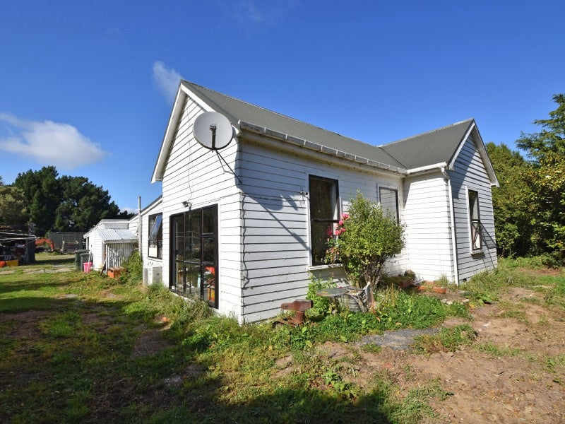 700 Bluff Highway, Clifton, Invercargill - Carousel 1