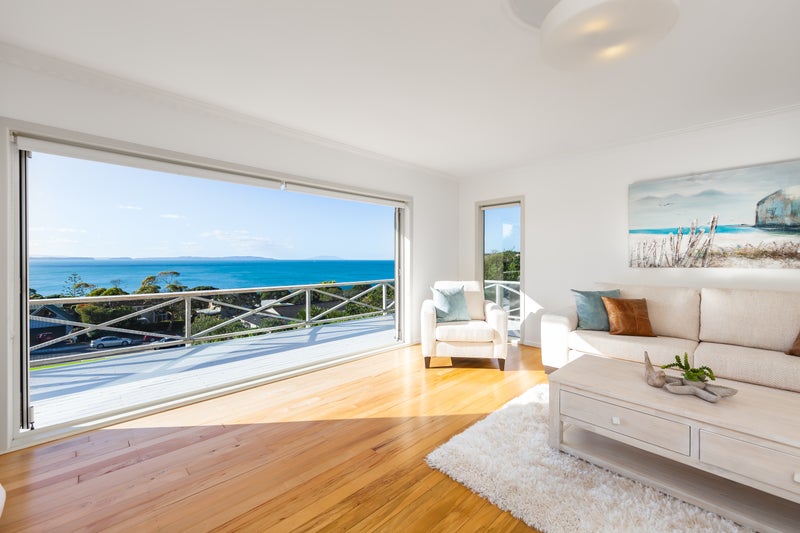 117 Pacific Parade, Army Bay, Whangaparaoa - Carousel 2