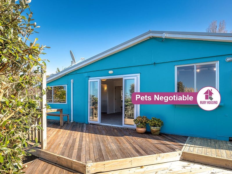 32 Ridge Road, Oneroa, Waiheke Island - Carousel 1