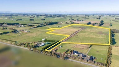 35 Dairy Way, Seaward Bush, Invercargill - Carousel 1