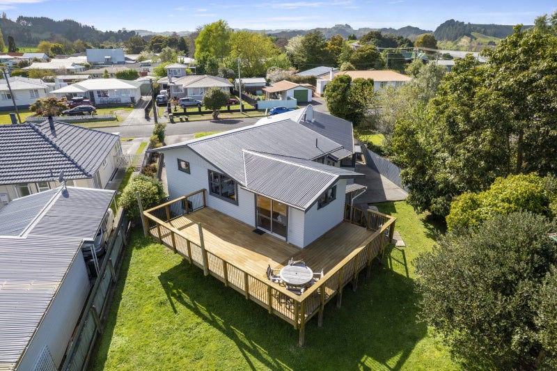 3 Camellia Avenue, Aramoho, Whanganui - Carousel 2