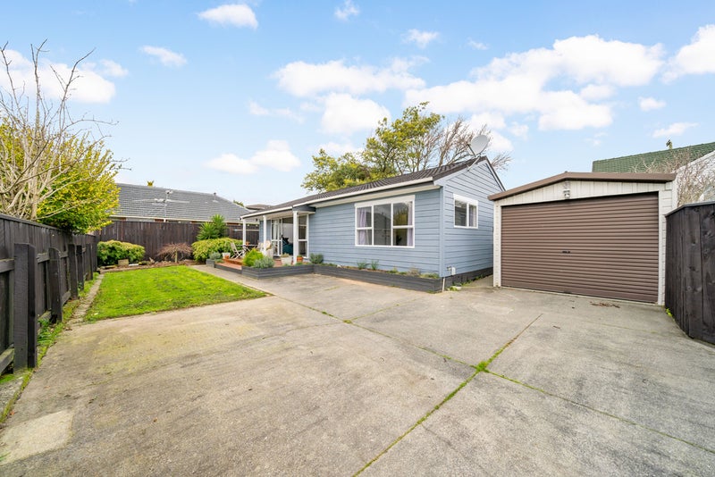 A/5 Liverpool Street, Trentham, Upper Hutt - Carousel 2