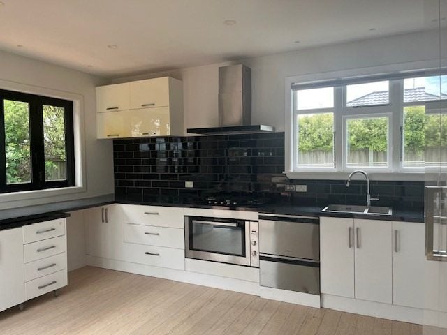 135 McFaddens Road, St Albans, Christchurch - Carousel 2