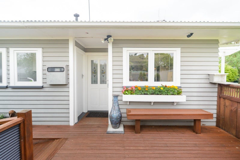 21 Slacks Road, Awapuni, Palmerston North - Carousel 2