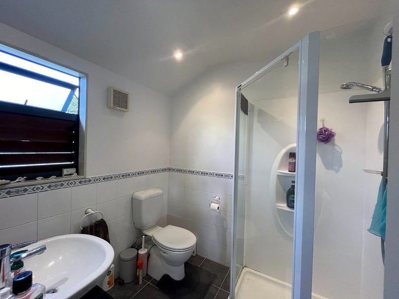 17B Rewi Road, Royal Oak, Auckland - Carousel 10