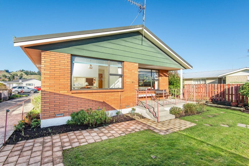 31 Elmwood Drive, Mosgiel, Mosgiel - Carousel 14