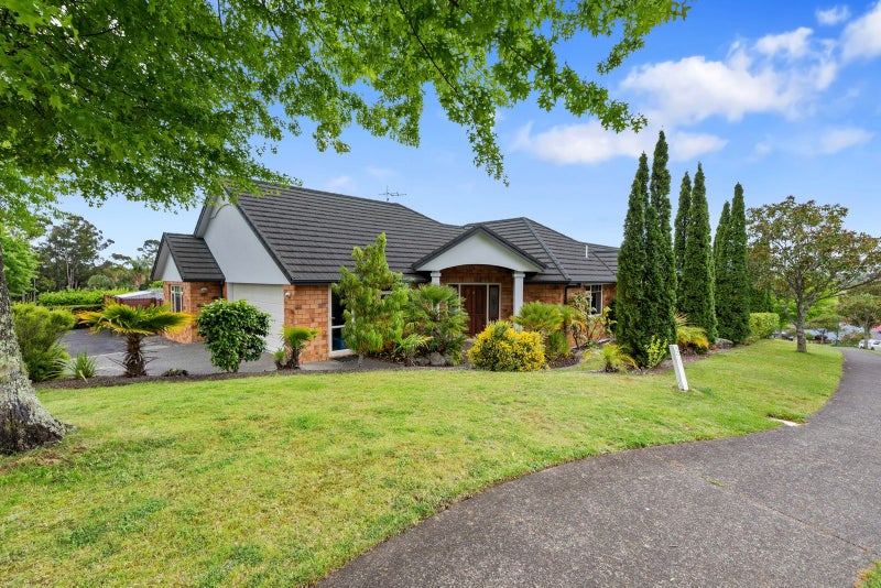 2 Saint Clements Grove, Bethlehem, Tauranga - Carousel 2