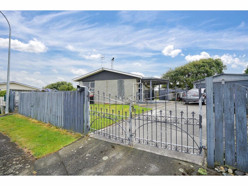 26 Iona Court, Strathern, Invercargill - Carousel 1