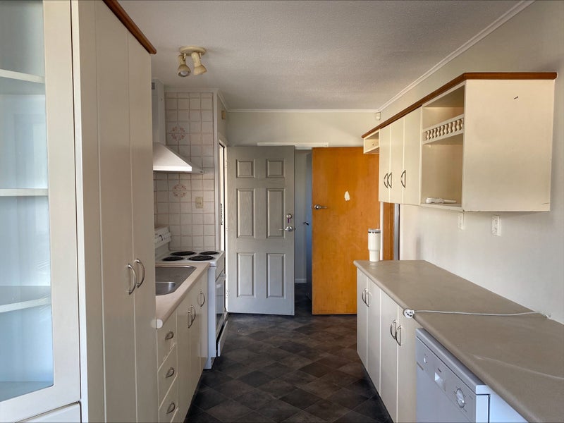 211 Sandwich Road, St Andrews, Hamilton - Carousel 2