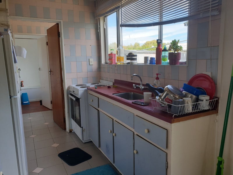 15/91 PHARAZYN ST, ALICETOWN, LOWER HUTT - Carousel 1