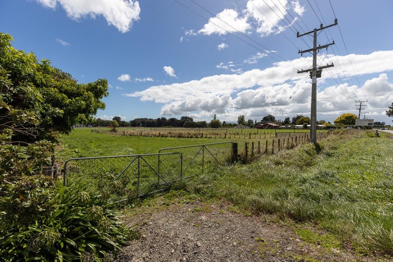 16 Ranfurly Road - Carousel 12