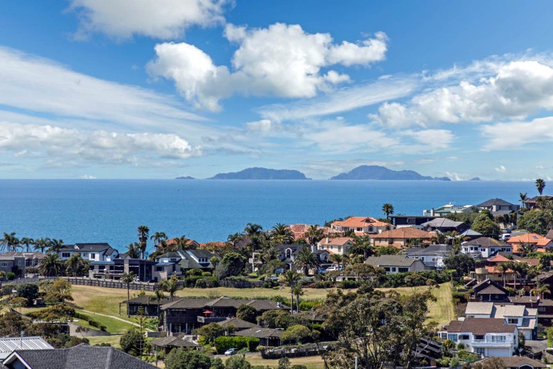 8 Copper Lane, Long Bay, Auckland - Carousel 2