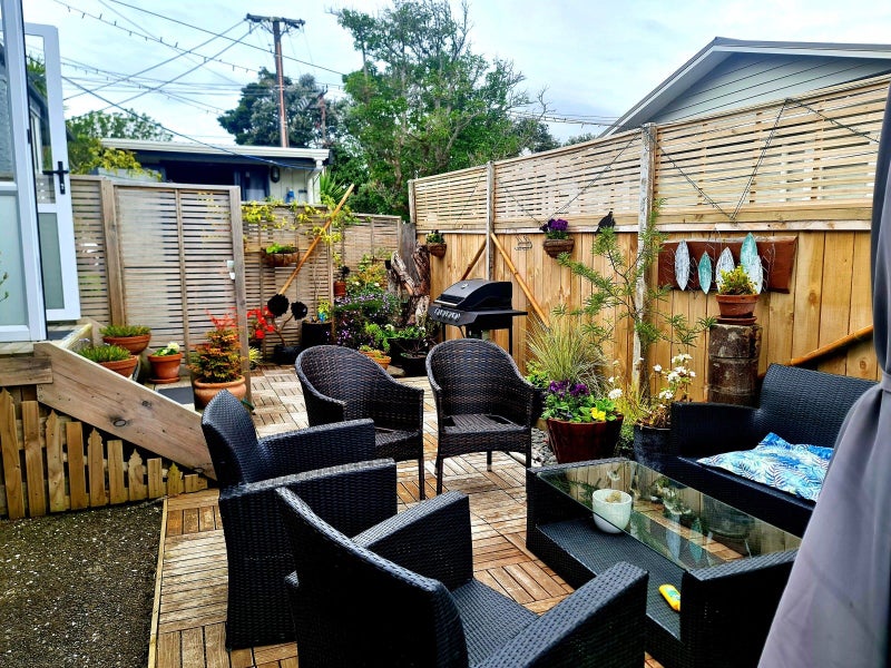 2/33A Glen Road, Stanley Point, Auckland - Carousel 2