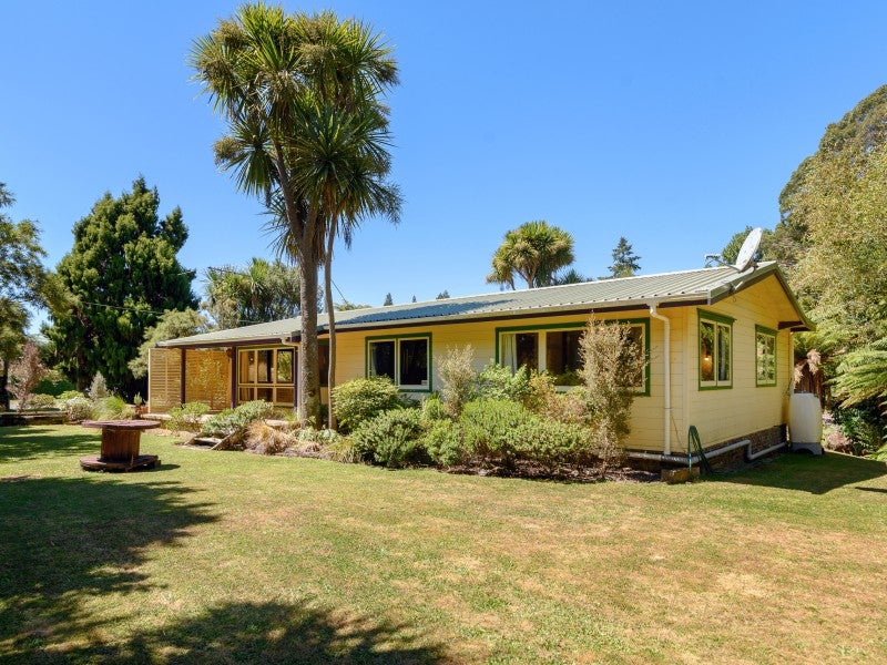 34 Werrina Crescent, Mangakakahi, Rotorua - Carousel 1