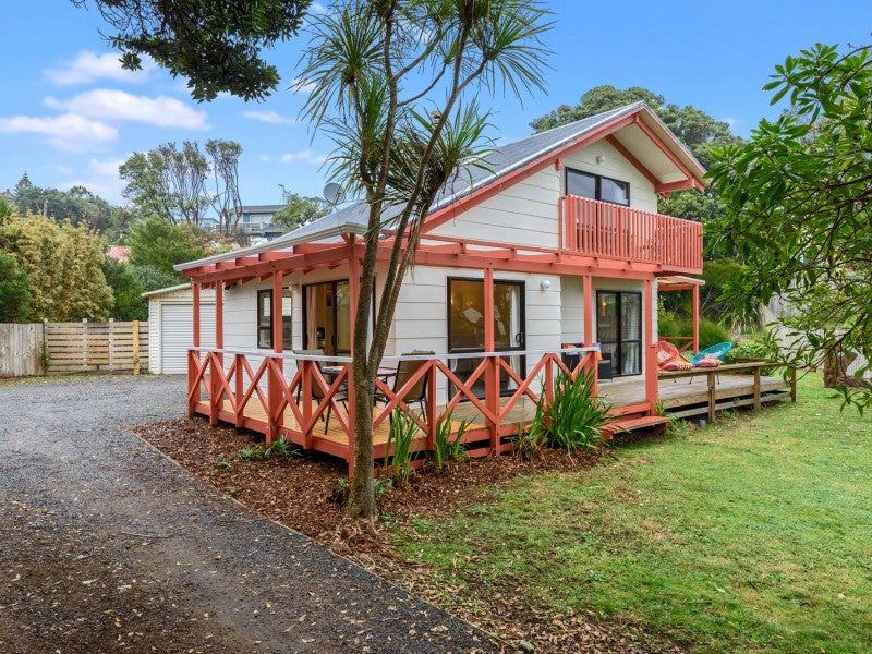 6 Kainui Road, Raumati South, Paraparaumu - Carousel 1