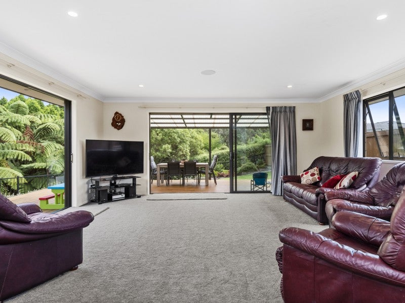 141 Oteki Park Drive, Welcome Bay, Tauranga - Carousel 2