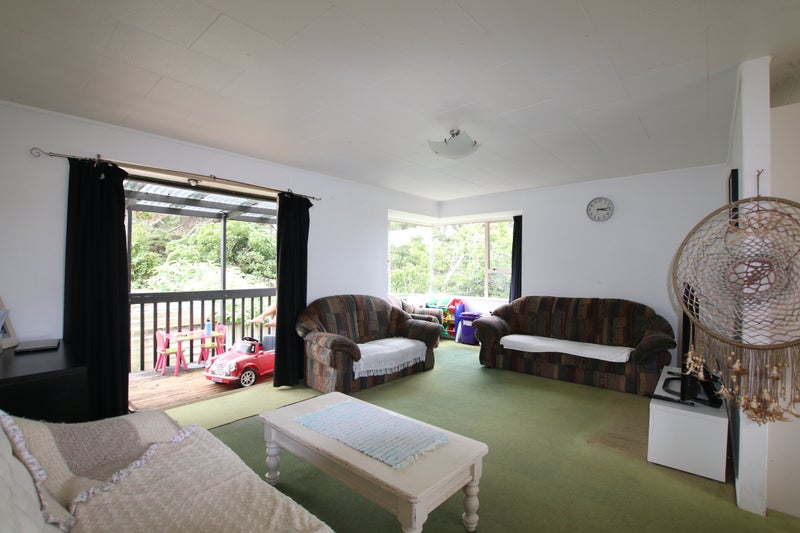 27 Aldern Road, Massey, Auckland - Carousel 2