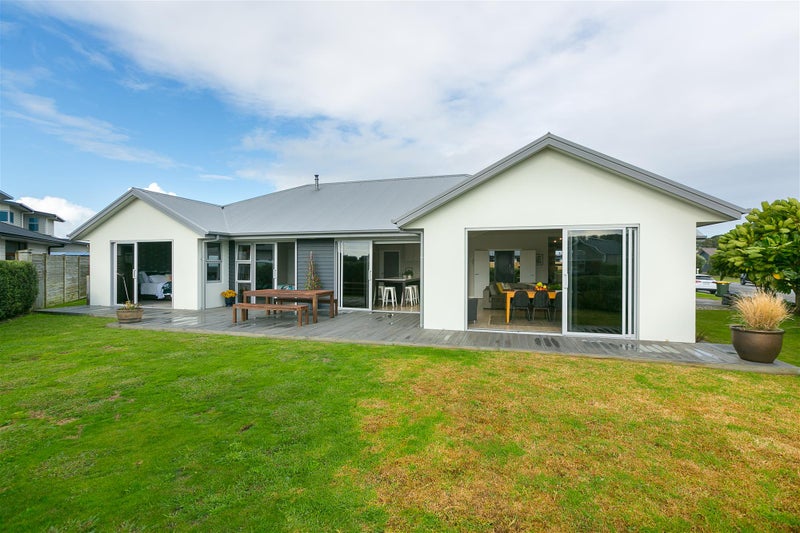 54 Links Drive, Waiwhakaiho, New Plymouth - Carousel 2