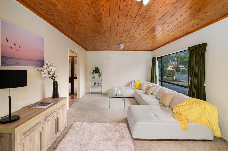 27 Icarus Place, Sunnybrook, Rotorua - Carousel 2