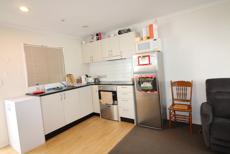 703/176 Broadway, Newmarket, Auckland - Carousel 2