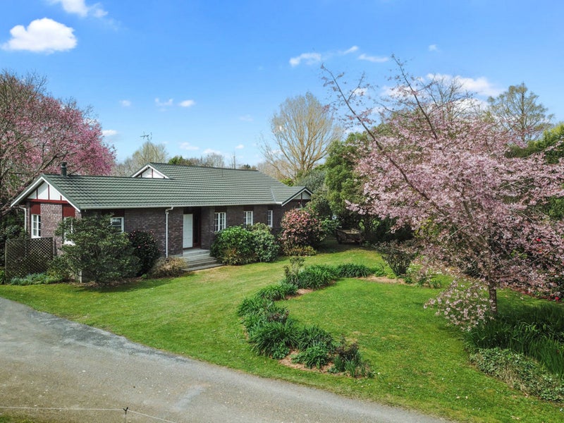 552 Te Kowhai Road, Te Kowhai - Carousel 1