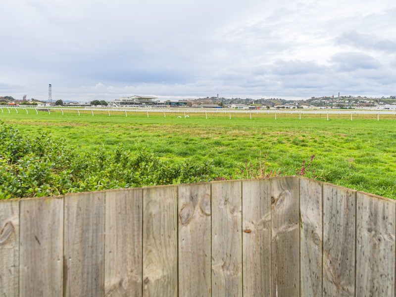 14 Jackson Street, College Estate, Whanganui - Carousel 17