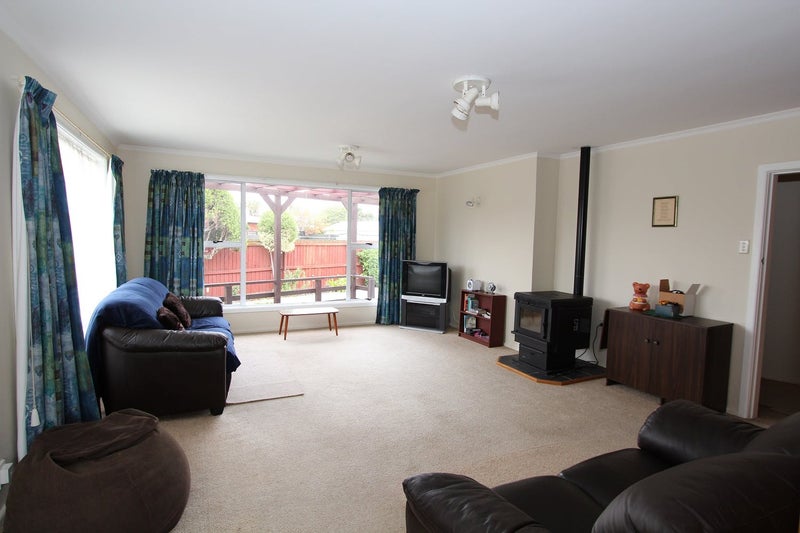 6 Craig Place, Redwood, Christchurch - Carousel 2