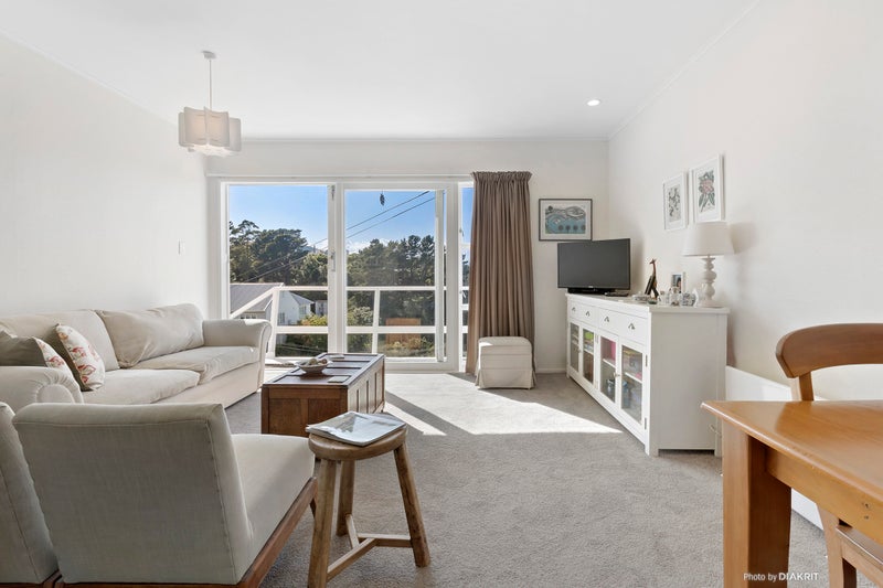 4/22 Mccoll Street, Vogeltown, Wellington - Carousel 2