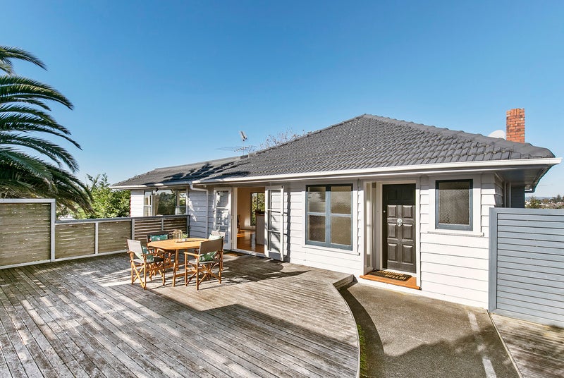 11 Kildare Avenue, Glendowie, Auckland - Carousel 1