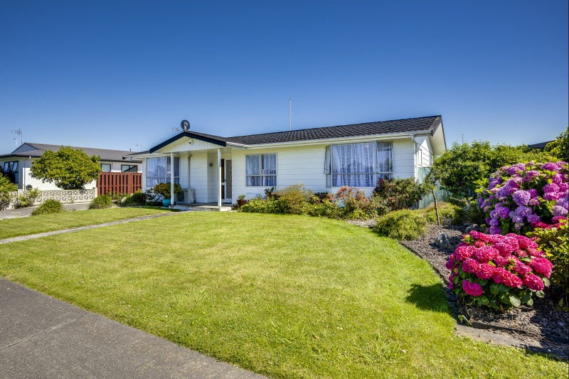 38 Glamorgan Avenue, Tamatea, Napier - Carousel 1