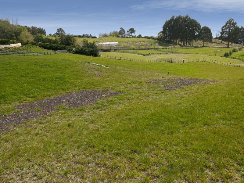 2 Lochinvar Lane, Taupo - Carousel 7