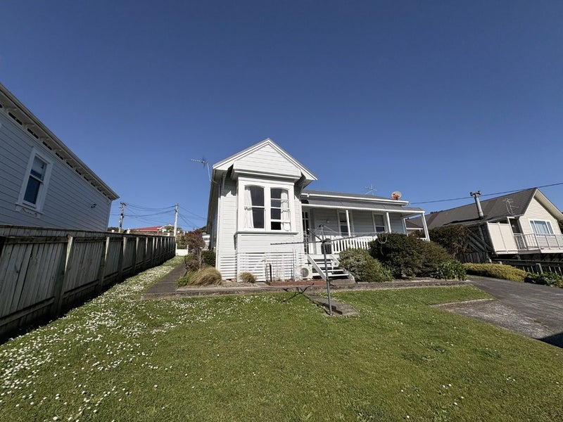 84 Tiber Street, Island Bay, Wellington - Carousel 12