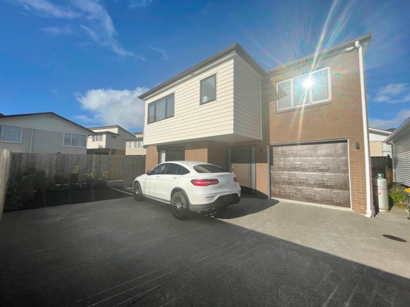 5A Oriana Avenue, Lynfield, Auckland - Carousel 1