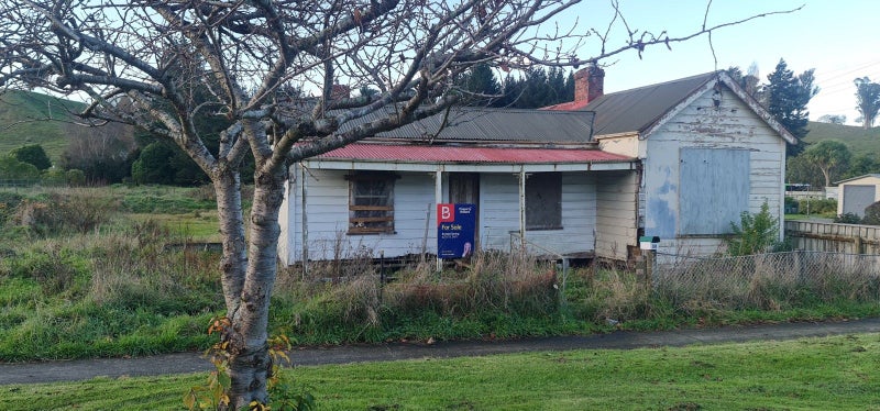 38 Bruce Street, Hunterville - Carousel 2