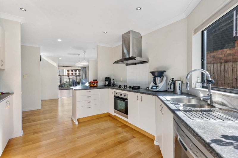 27H New Windsor Road, Avondale, Auckland - Carousel 2