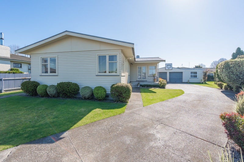 905 Townshend Place, Saint Leonards, Hastings - Carousel 1