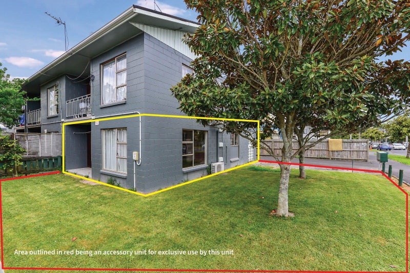 1/14 Coates Street, Hamilton East, Hamilton - Carousel 1