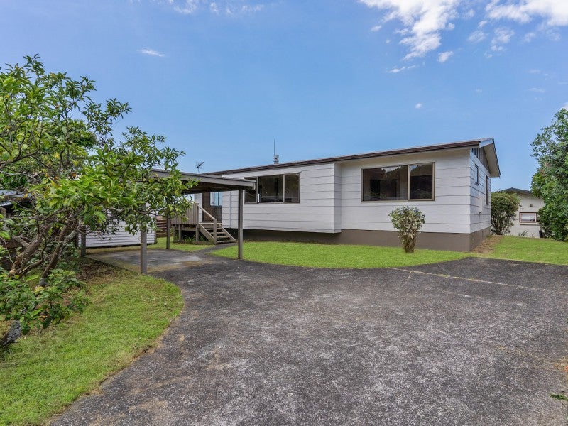 3A Townhead Crescent, Bethlehem, Tauranga - Carousel 1
