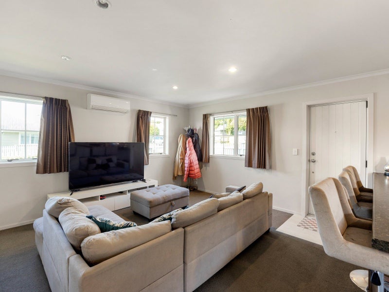 66 Queens Avenue, Frankton, Hamilton - Carousel 2