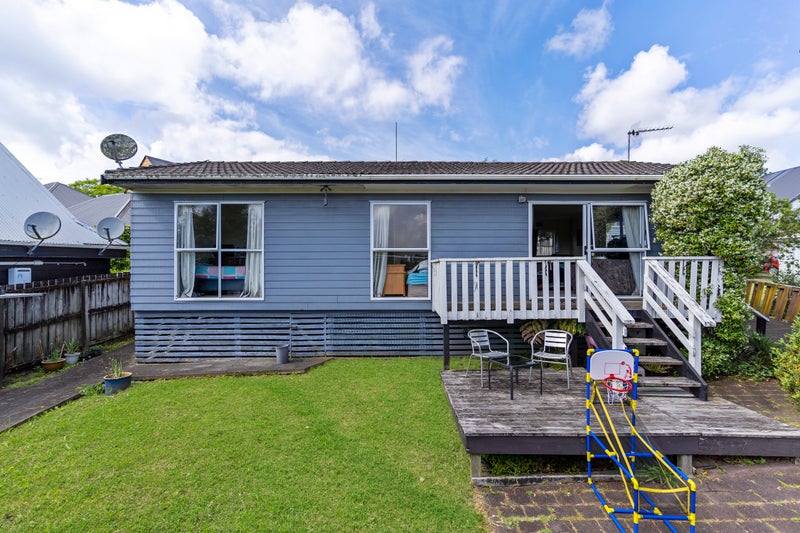 36B Jefferson Street, Glendowie, Auckland - Carousel 1