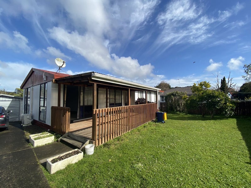 3 Cameron Place, Ranui, Auckland - Carousel 2