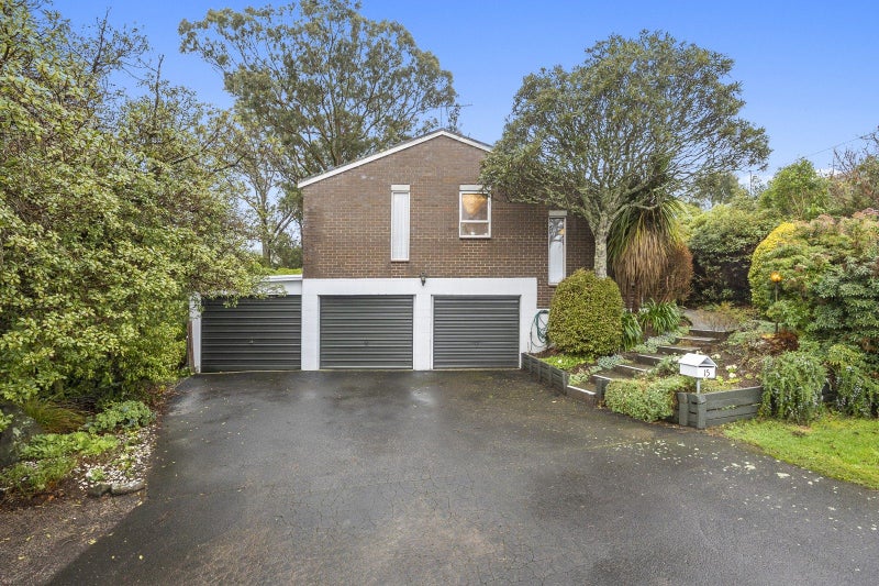 15 Helensburgh Road, Halfway Bush, Dunedin - Carousel 18