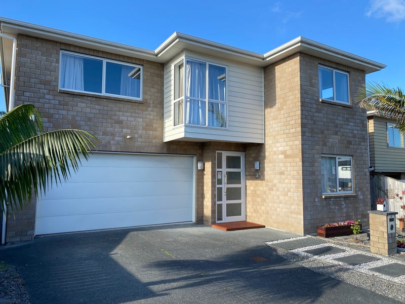 15 Kerrykeel Drive, Flat Bush, Auckland - Carousel 1