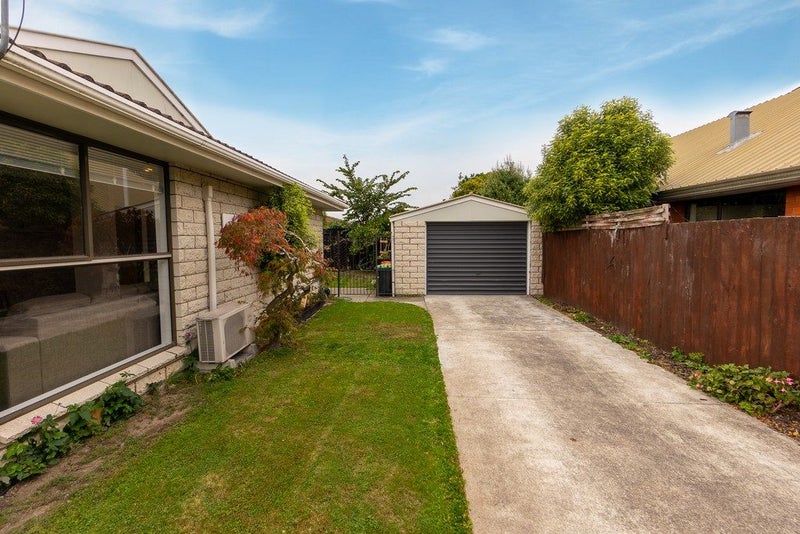 2/16 Veitches Road, Casebrook, Christchurch - Carousel 2