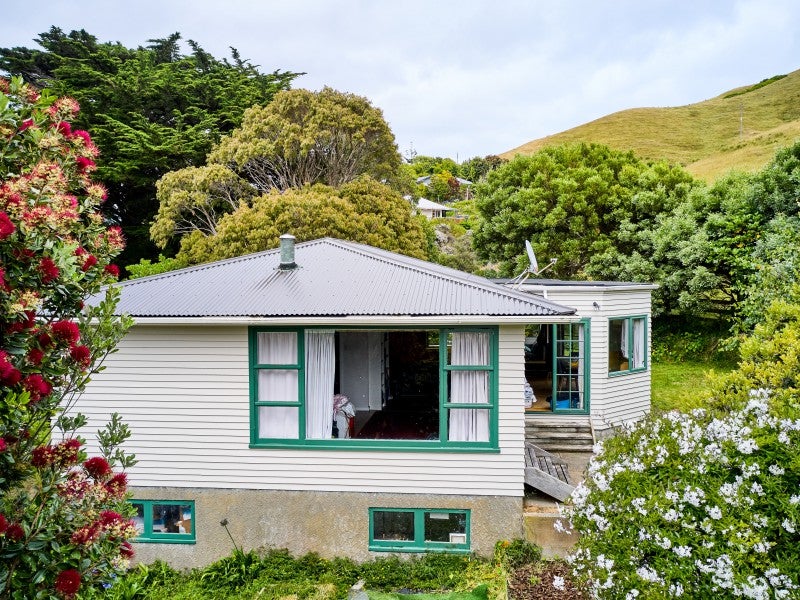 10 Kapekape Place, Pukerua Bay, Porirua - Carousel 1