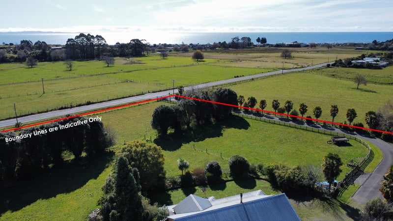 648 Abel Tasman Drive, Takaka - Carousel 16