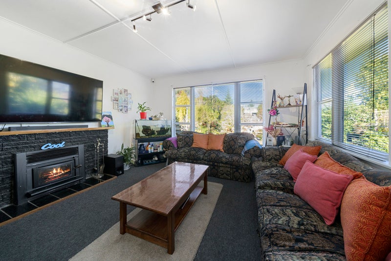 13 Gawler Grove, Wainuiomata, Lower Hutt - Carousel 2