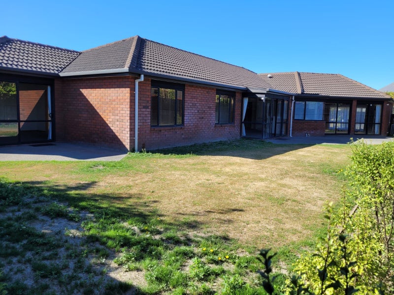 8 Abingdon Court, Avonhead, Christchurch - Carousel 2