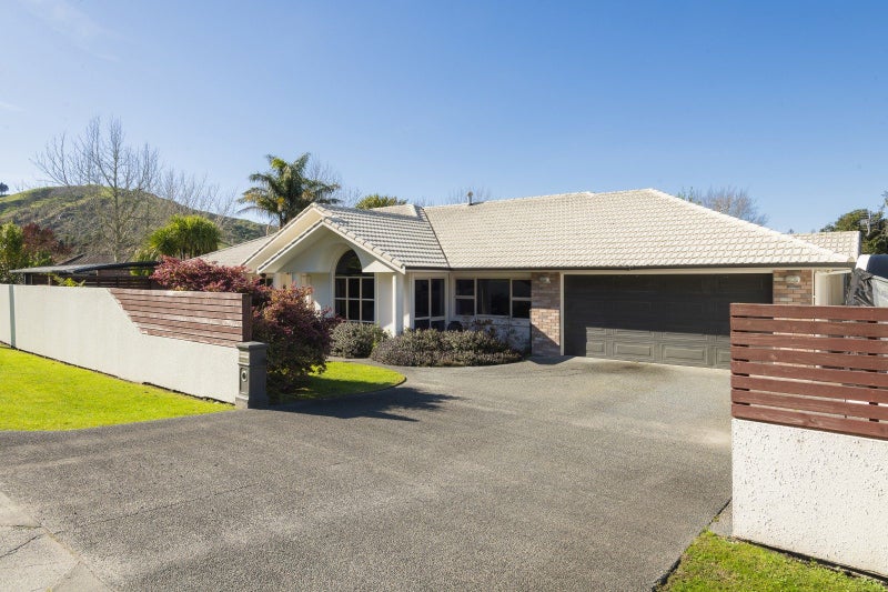 1 Island Road, Whataupoko, Gisborne - Carousel 1