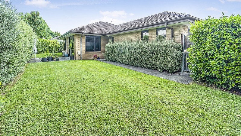 20 Bains Avenue, Hamilton East, Hamilton - Carousel 1